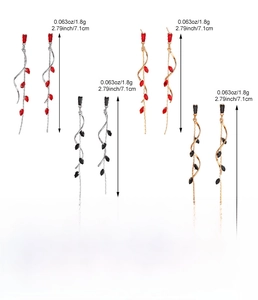 Detailed dimensions and weight specifications for long tassel earrings in gold and silver