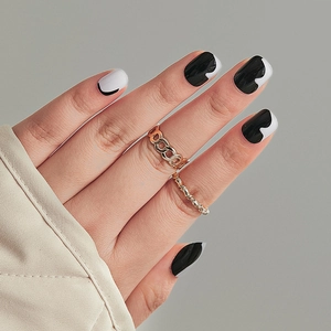 Black And White Wave Press On Nails Short Square Round Plastic Artificial Fake Nails With Glue For Women