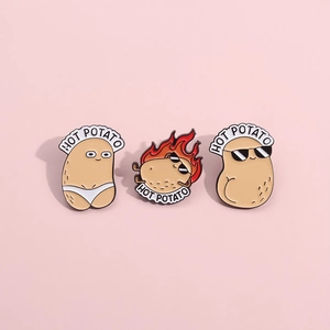 Trois broches créatives en émail de pommes de terre dessinées pour accessoires de mode
