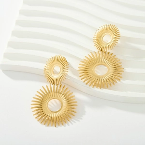 Exaggerated 18K gold plated stainless steel sun flower hoop earrings for women