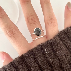 Minimalist S925 sterling silver double-layer ring with large oval black zircon stone