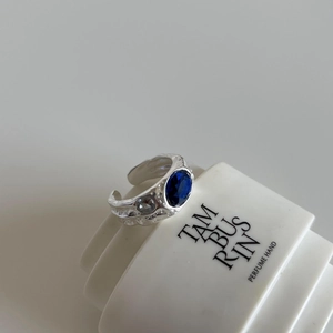 Minimalist 925 silver irregular open ring with deep blue oval gemstone and white diamond