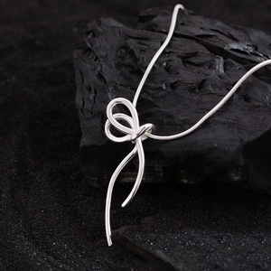 Bow Ribbon Pendant Necklace Silver Plated Copper Snake Bone Chain Minimalist Niche Style Sweet Jewelry For Women