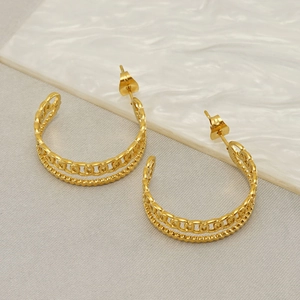 Golden double-layered C-shaped hollow earrings with chain and ripple textures