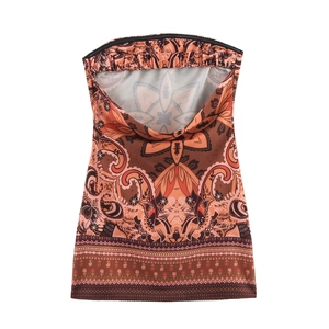 Robe bustier bohème à motif paisley marron et rouge brique pour l'été