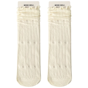 Chaussettes JK blanc cassé à volants avec texture côtelée et motifs ajourés