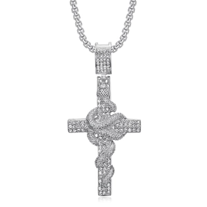 Pendentif croix en argent avec serpent et strass sur chaîne en acier inoxydable