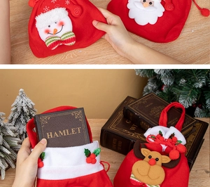 Détails des sacs de Noël à cordon avec figurines peluches du Père Noël et bonhomme de neige