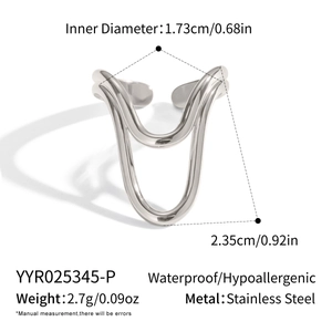 Detailed view of silver stainless steel wavy ring with size dimensions and weight