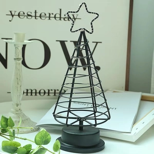Lampe sapin de Noël LED en métal noir nordique avec étoile pour décoration de table