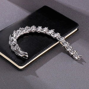 Bracelet dragon rétro pour hommes en acier inoxydable avec finition argent vieilli