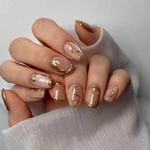 Nude Cat Eye Press On Nails With 3D Gold Embossed Lines Champagne Glitter Short Square False Nails For Women Daily Art