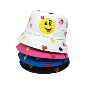 Kids Bucket Hat Sun Protection Breathable Outdoor Smile Face Heart Print Polyester Fabric For Boys Girls