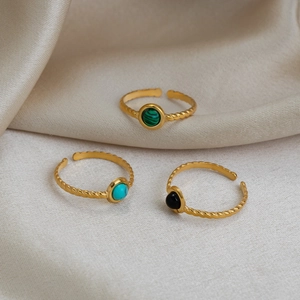 Ensemble de bagues vintage en acier plaqué or 18K avec lapis-lazuli et pierres naturelles