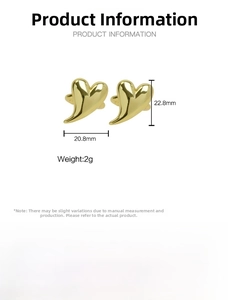 Detailed technical drawing of heart-shaped brass clip earrings with size specifications