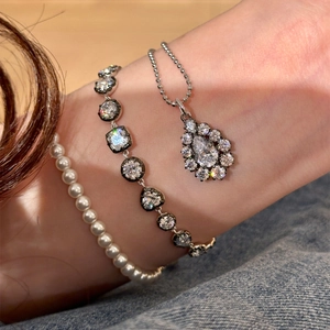 Sparkling zircon geometric heart teardrop charm bracelet set for women layered look