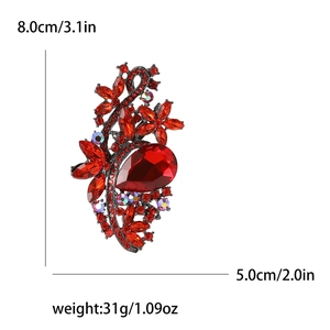 Vintage red crystal alloy brooch for women coats with dimensions 8.0x5.0cm and weight 31g
