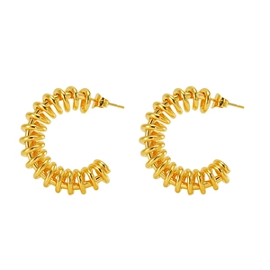 Chic golden C-shaped hoop earrings featuring a unique spiral spring textured metal design