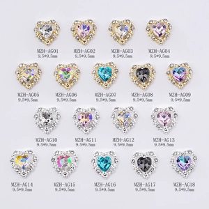 18 color options of heart-shaped crystal nail charms with gold and silver alloy bases