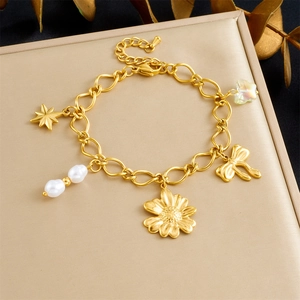 Bracelet En Acier Inoxydable Plaqué Or À La Mode Avec Pendentifs Fleur Nœud Papillon Étoile Künstliche Perle Et Papillon Bijoux Rétro Pour Femmes