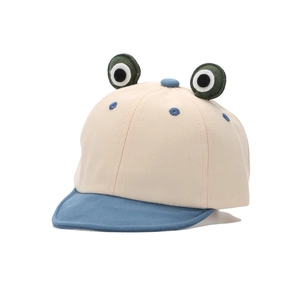 Cute cartoon frog baseball cap for toddlers with blue brim and beige cotton fabric