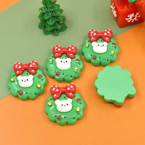 5pcs Christmas resin bear wreath charms for DIY crafts and phone case decorations