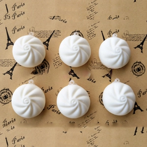 Set of 6 realistic white PU steamed bun squishy toys for stress relief and keychains