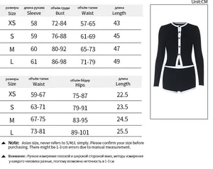 Tabella taglie dettagliata per set cardigan e pantaloncini a vita alta in centimetri