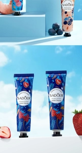 Detail van SADOER handcrème tubes met bosbes en aardbei voor intensieve verzorging