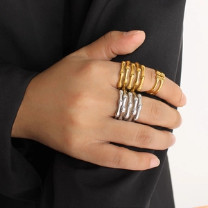 Skeleton Hand Bone Joint Ring Stainless Steel Punk Gothic Exaggerated Hollow Statement Jewelry For Women Men Gift