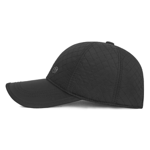 Men's winter quilted baseball cap with ear protection and warm diamond lattice texture
