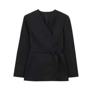 Elegant women's black V-neck blazer with long sleeves and matching waist belt
