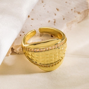 18K gold plated wide band ring with lattice texture and zircon inlay on marble and silk