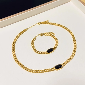 Unisex gold Cuban chain set with black rectangular gemstone pendant necklace and bracelet