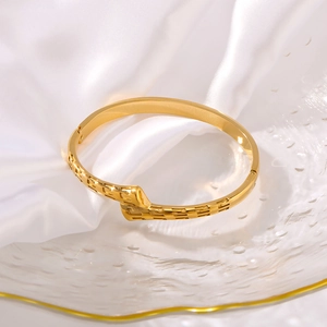 Chic 18K gold plated stainless steel geometric hollow cuff bracelet with Greek pattern