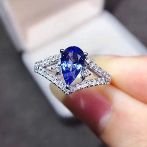 Pear Cut Blue Gemstone V-Shaped Ring For Women Copper Inlaid Zircon Fashion Jewelry Wedding Party Accessory
