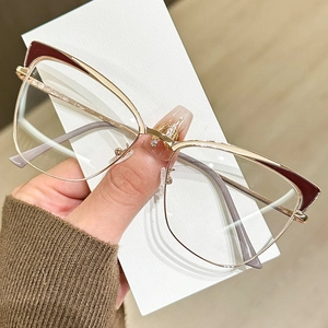 Fashionable cat-eye metal eyeglasses frame with gold trim and burgundy corners for women