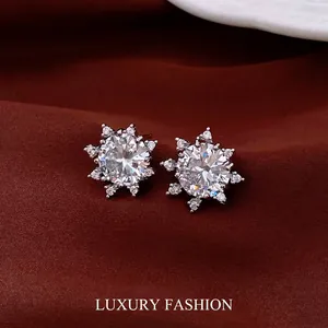 Snowflake Stud Earrings With Zirconia And 925 Sterling Silver Earring Post French Style Luxury Geometric Jewelry Women