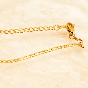 Elegant gold-plated stainless steel anklet with lobster clasp and adjustable link chain
