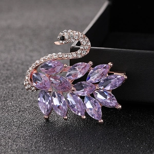 Elegant Swan Brooch For Women Alloy Faux Crystal Rhinestone Inlaid Pin For Suit Dress Wedding Banquet Jewelry Gift