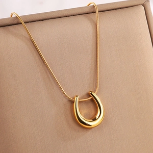 Minimalist 18k gold plated stainless steel U-shape horseshoe pendant on snake chain