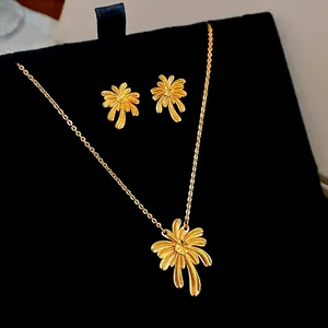 Vintage Gold Plated Copper Palm Tree Leaf Necklace And Earrings Jewelry With Silver Earring Post For Women Retro
