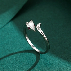 Minimalist S925 sterling silver fox open ring with red gem eyes and Love engraving