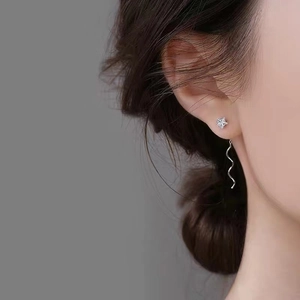 Eleganti orecchini pendenti a nappa in argento sterling S925 con stella e onda per donna