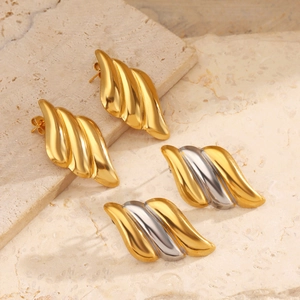 Boucles d'oreilles ailes asymétriques en acier inoxydable doré et argenté torsadé