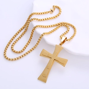 Polished 18k gold plated stainless steel triple layer cross pendant on box chain necklace