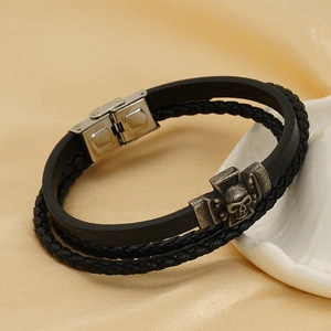Men's double-layered black leather skull bracelet with vintage stainless steel magnetic clasp