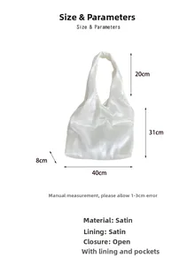 Size specifications of the white satin tote bag with pearlescent finish and dimensions