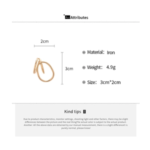 Detailed technical spec sheet for 3cm iron cuff earring with dimensions and weight info