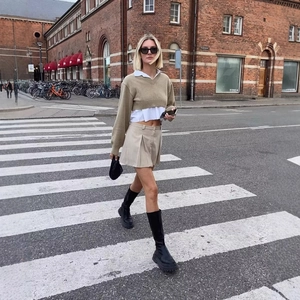 Women V-Neck Cropped Knit Sweater Long Sleeve Polyester Pullover Ribbed Solid Color Elegant French Style Minimalist